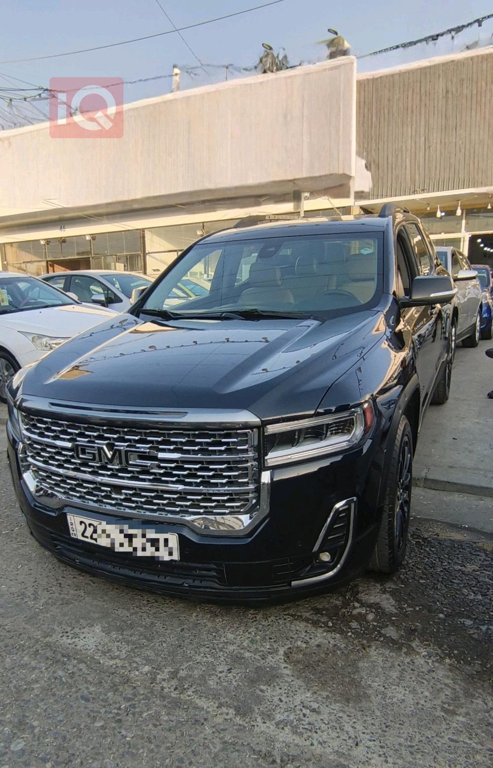 جي ام سي اكاديا